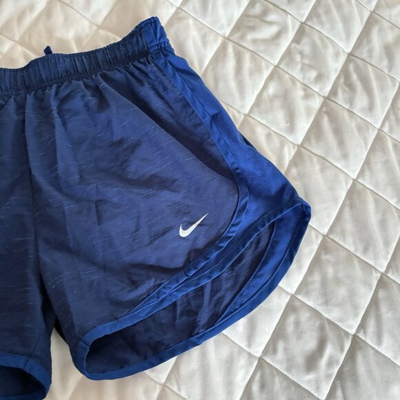 Nike Womens Dri-Fit Running Shorts Womens Size Small Blue Drawstring Liner - Picture 2 of 8